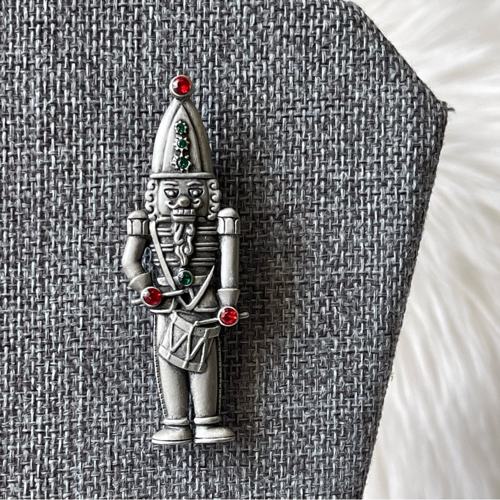 JJ JONETTE | Vintage | Pewter Silver Tone Nutcracker Soldier with a Drum